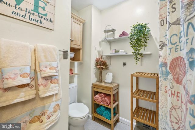 82 SANDYHOOK RD, Berlin, MD 21811