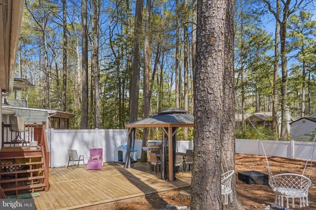 82 SANDYHOOK RD, Berlin, MD 21811