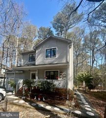82 SANDYHOOK RD, Berlin, MD 21811