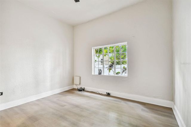 2102 W LA SALLE STREET, Tampa, FL 33607