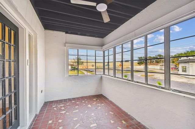 2102 W LA SALLE STREET, Tampa, FL 33607