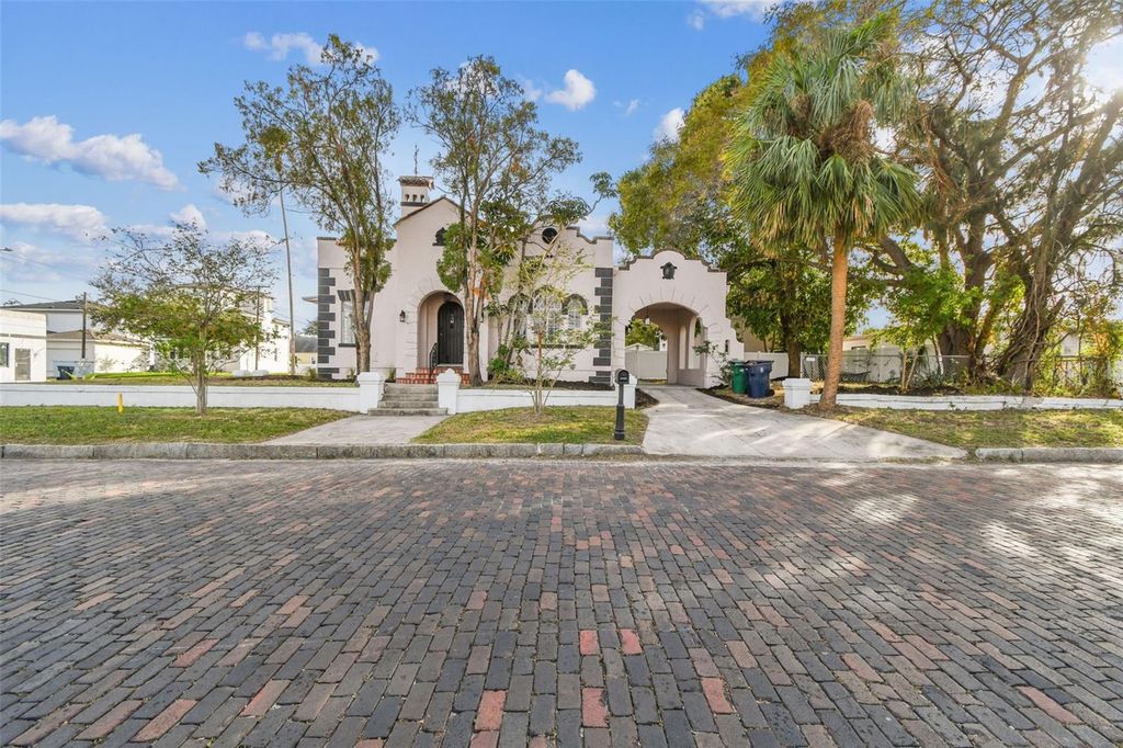 2102 W LA SALLE STREET, Tampa, FL 33607