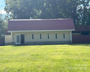 1805 Burkemont Avenue, Morganton, NC 28655