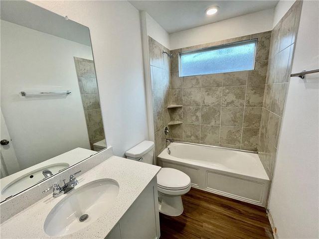 1721 Devine Lake BND, Leander, TX 78641