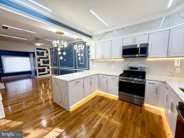 1942 S 56TH ST, Philadelphia, PA 19143