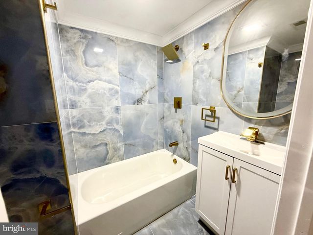 1942 S 56TH ST, Philadelphia, PA 19143