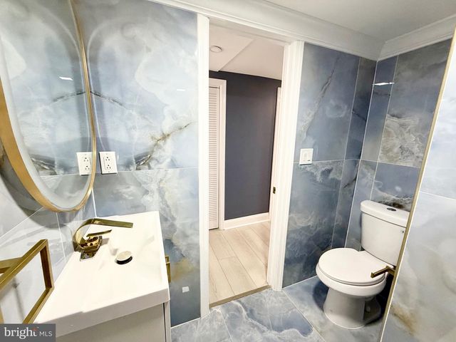 1942 S 56TH ST, Philadelphia, PA 19143