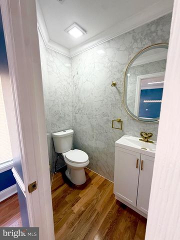 1942 S 56TH ST, Philadelphia, PA 19143