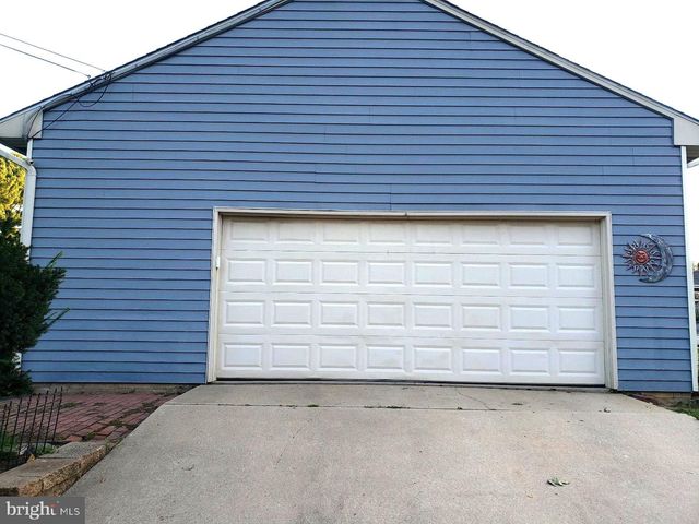 487 LONGWOOD AVE, Woodbury, NJ 08096