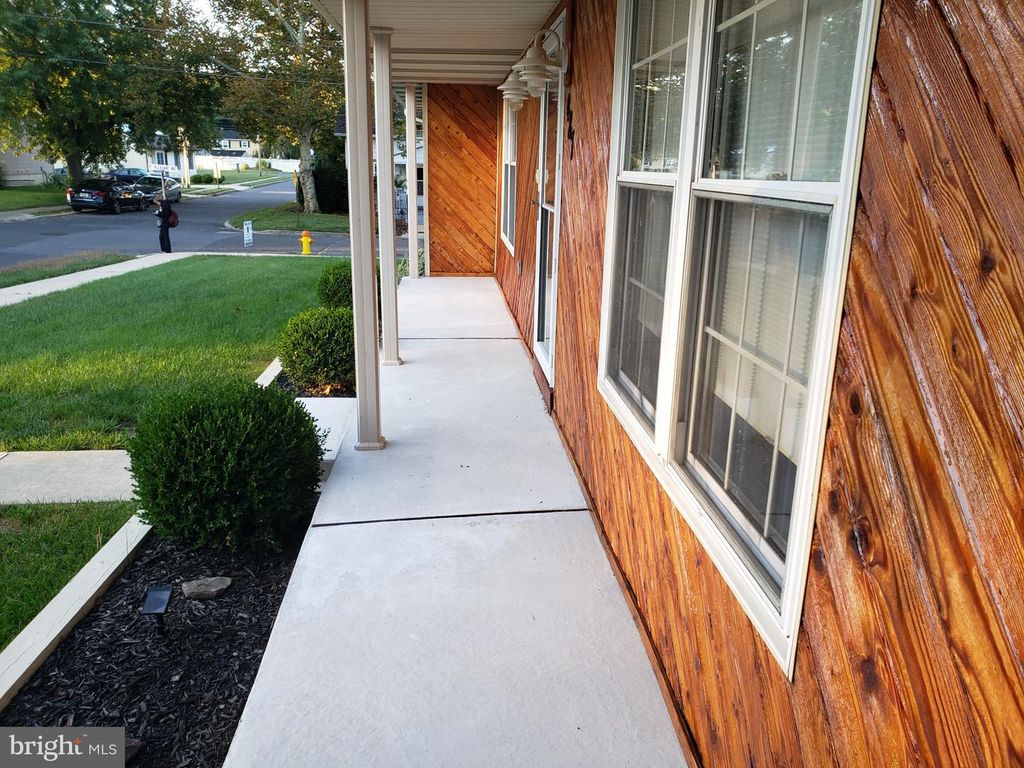 487 LONGWOOD AVE, WOODBURY, NJ 08096 — photo 2