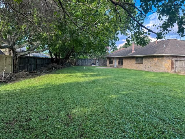 14418 Moorfield Drive, Houston, TX 77083