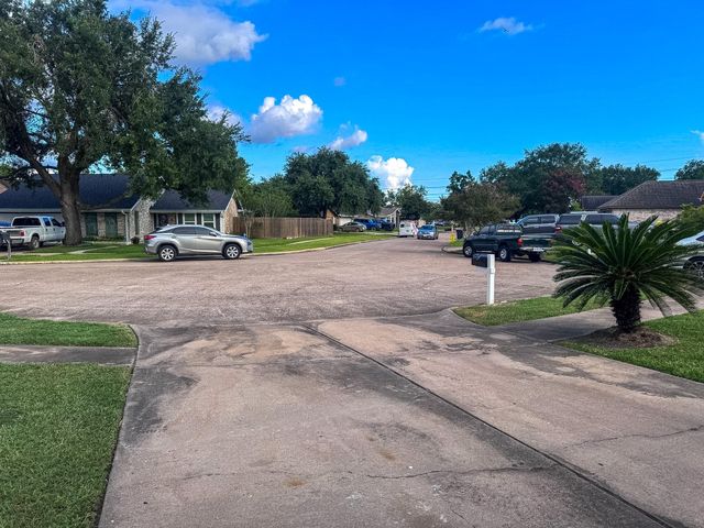 14418 Moorfield Drive, Houston, TX 77083