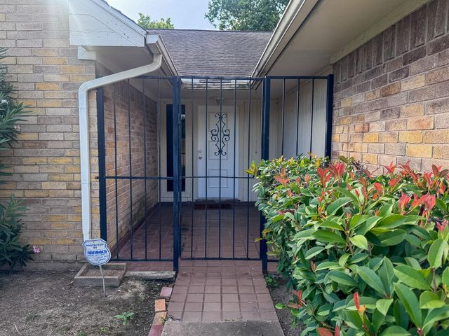 14418 Moorfield Drive, Houston, TX 77083
