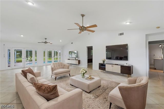9200 Nalle Grade RD, North Fort Myers, FL 33917