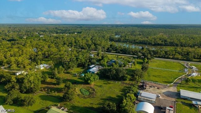 9200 Nalle Grade RD, North Fort Myers, FL 33917
