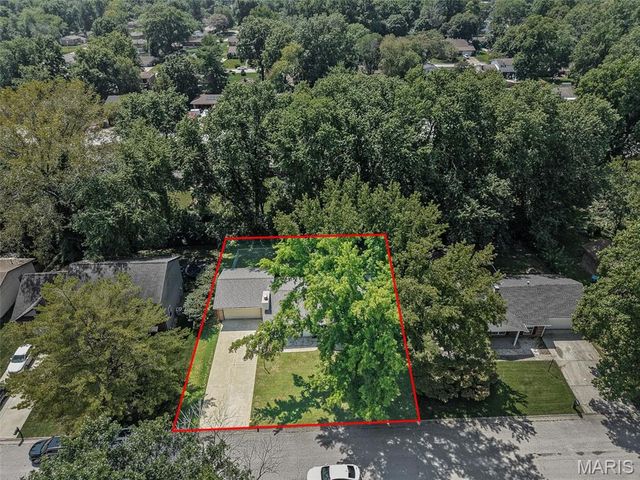 121 Turnbridge Drive, Swansea, IL 62226