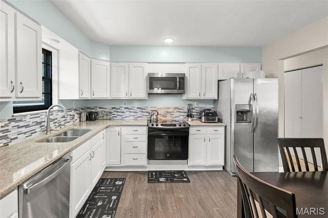 121 Turnbridge Drive, Swansea, IL 62226