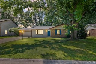 121 Turnbridge Drive, Swansea, IL 62226
