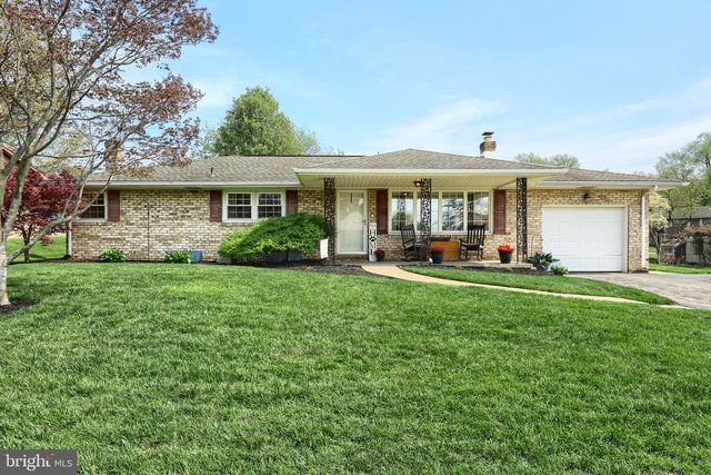 575 SUNDALE DR, York, PA 17402