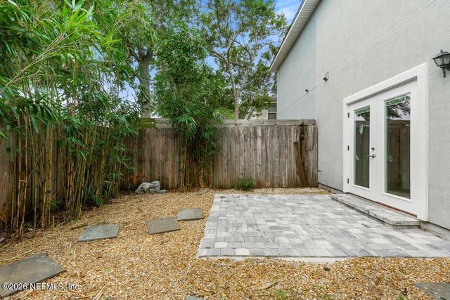 66 W 14TH Street, Atlantic Beach, FL 32233