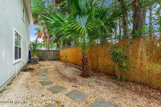 66 W 14TH Street, Atlantic Beach, FL 32233