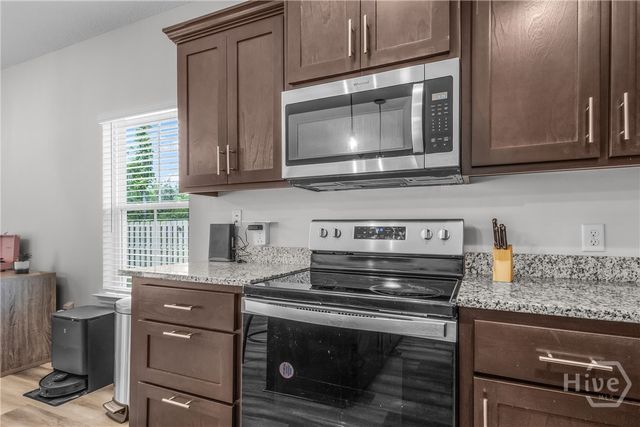 39 Legacy Lane, Hinesville, GA 31313