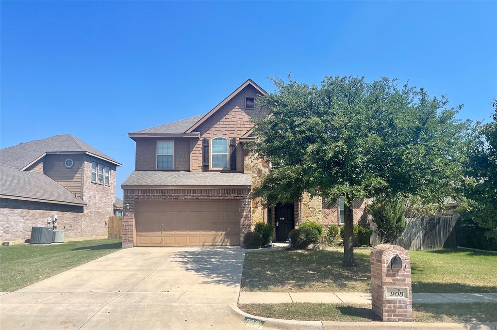 908 John Kennedy Drive, Saginaw, TX 76179 — exterior
