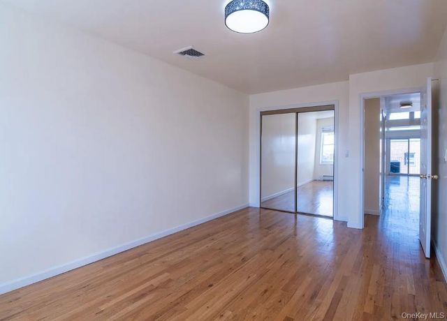 25016 41st Road, Little Neck, NY 11363