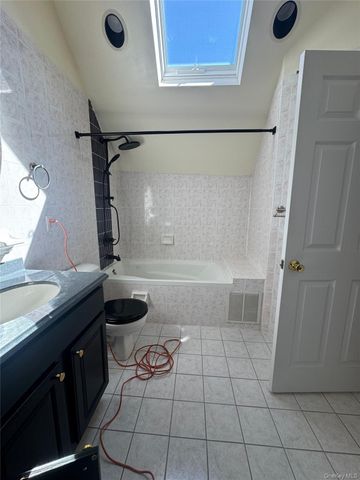 25016 41st Road, Little Neck, NY 11363