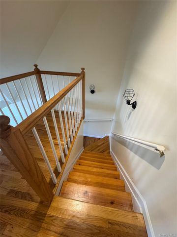 25016 41st Road, Little Neck, NY 11363