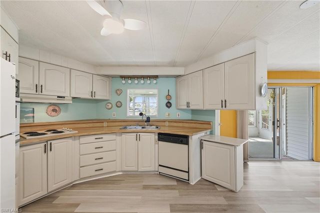 101 Audubon RD, Naples, FL 34114