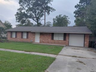 3227 Ottawa Dr, Baton Rouge, LA 70819