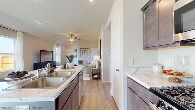 8609 Preston Wood Drive, Fort Smith, AR 72916