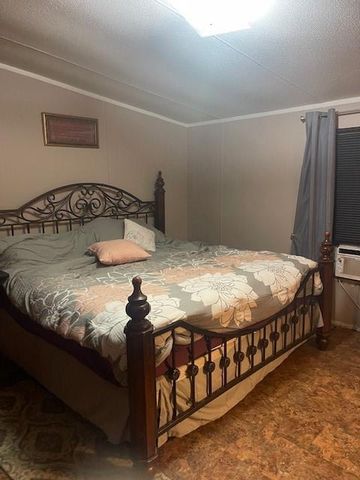 320 Oak Tree Drive, Point Blank, TX 77364