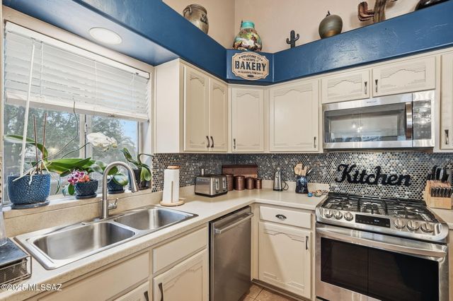 1398 W Woodacre Drive, Sahuarita, AZ 85629