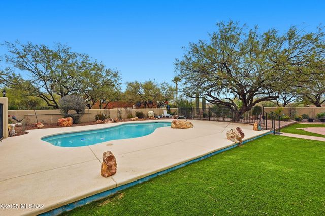 1398 W Woodacre Drive, Sahuarita, AZ 85629