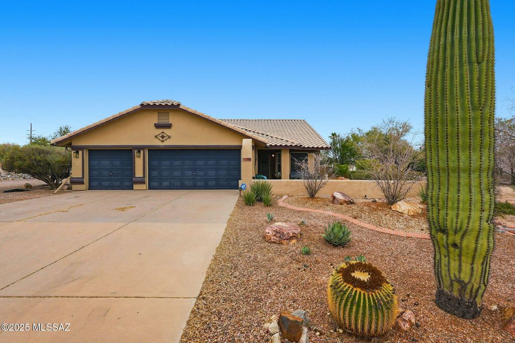 1398 W Woodacre Drive, Sahuarita, AZ 85629