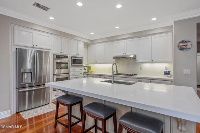 1101 Via Hispano, Newbury Park, CA 91320