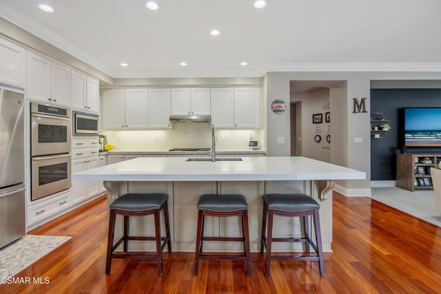 1101 Via Hispano, Newbury Park, CA 91320