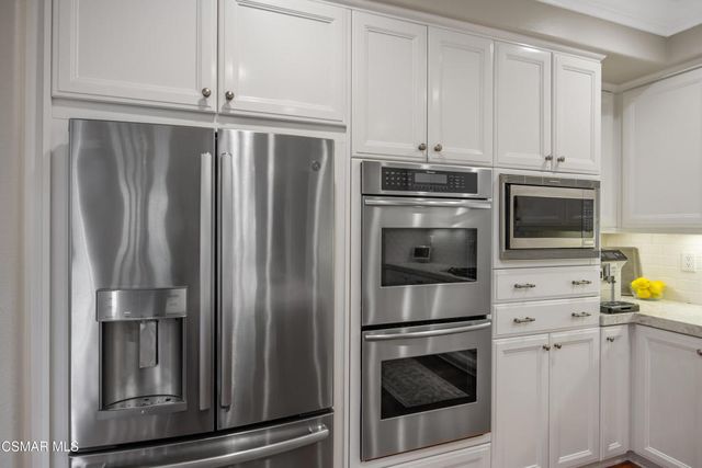 1101 Via Hispano, Newbury Park, CA 91320