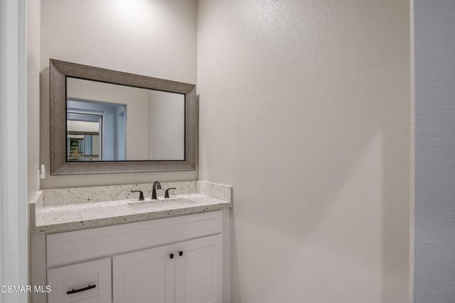 1101 Via Hispano, Newbury Park, CA 91320