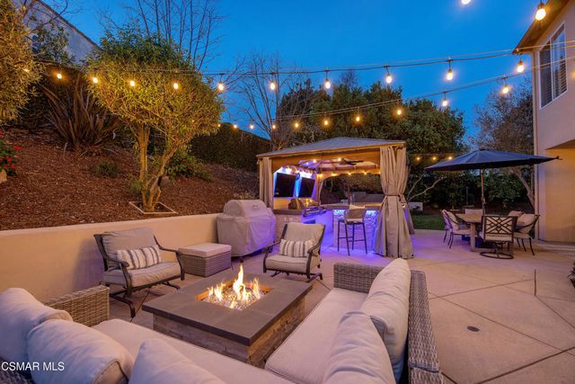 1101 Via Hispano, Newbury Park, CA 91320