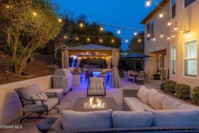 1101 Via Hispano, Newbury Park, CA 91320