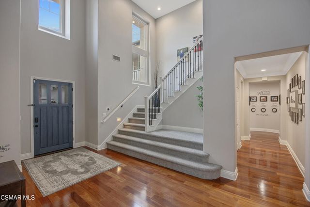 1101 Via Hispano, Newbury Park, CA 91320