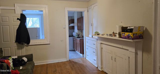 61 Grand Street, Albany, NY 12207
