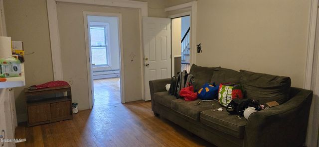 61 Grand Street, Albany, NY 12207