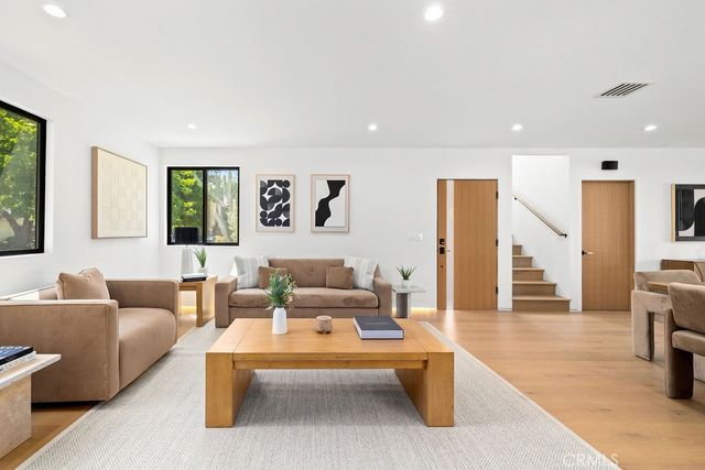 2621 2623 S Bentley Avenue, Los Angeles, CA 90064