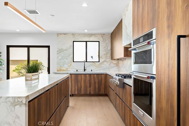 2621 2623 S Bentley Avenue, Los Angeles, CA 90064
