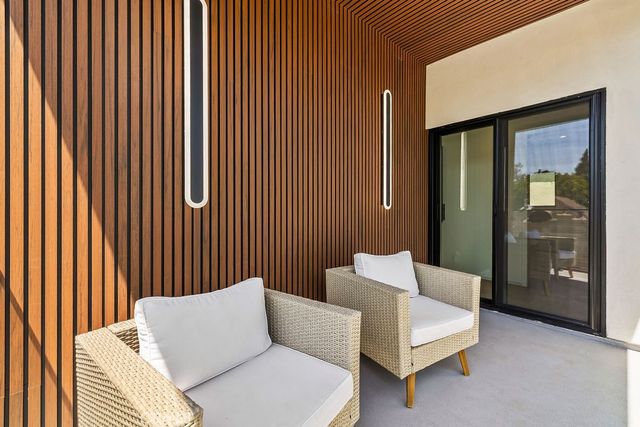 2621 2623 S Bentley Avenue, Los Angeles, CA 90064