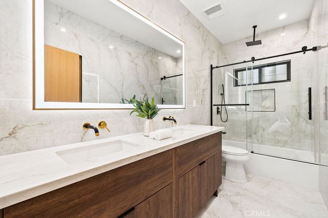 2621 2623 S Bentley Avenue, Los Angeles, CA 90064